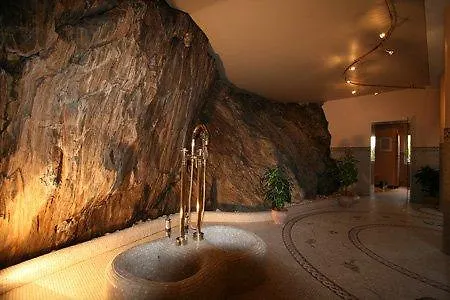Cocoon Hotel La Rive Bourscheid 4*,